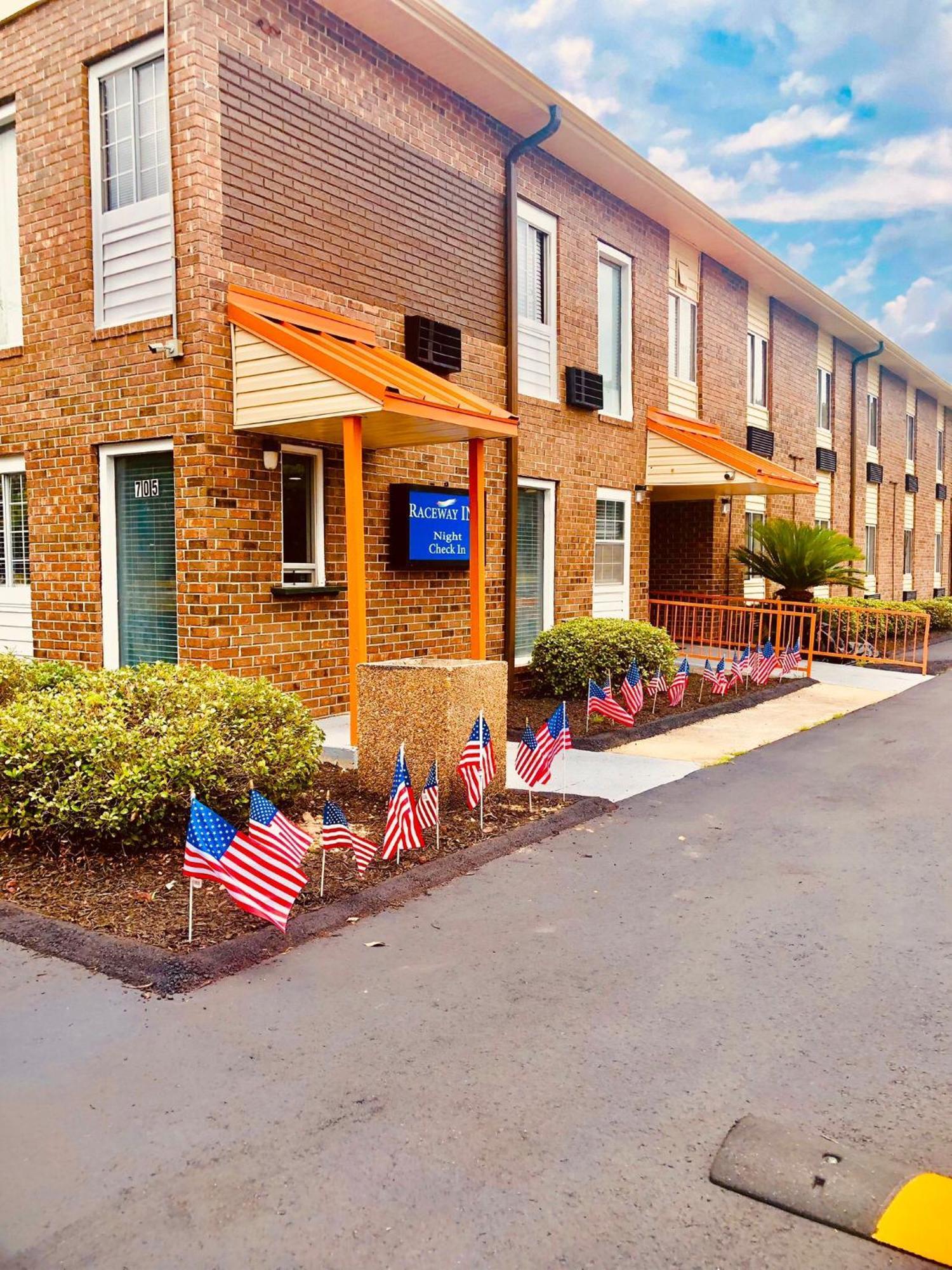 Raceway Inn Darlington Exterior foto